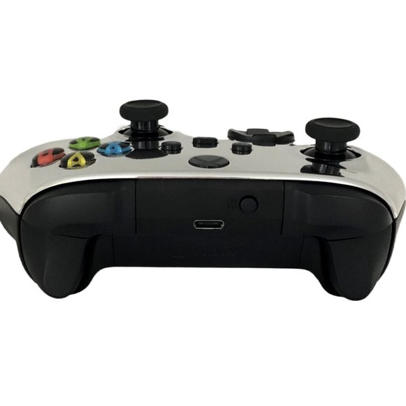 Custom Microsoft Xbox Series X / S Wireless Controller - Glossy Chrome Silver - Picture 3 of 6